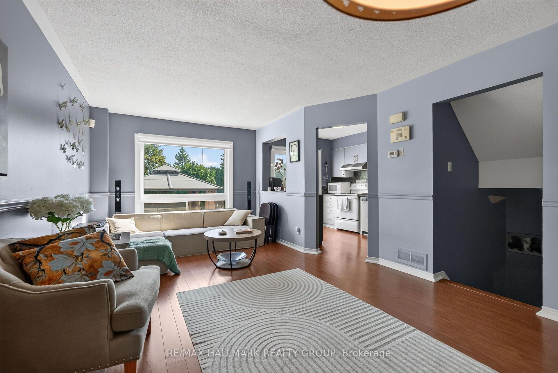 Photo 10 of 1655 Greywood Drive, Ottawa, Chateauneuf — HOMEH