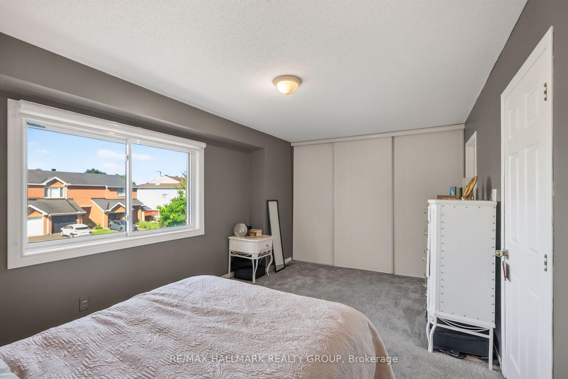 Photo 17 of 1655 Greywood Drive, Ottawa, Chateauneuf — HOMEH