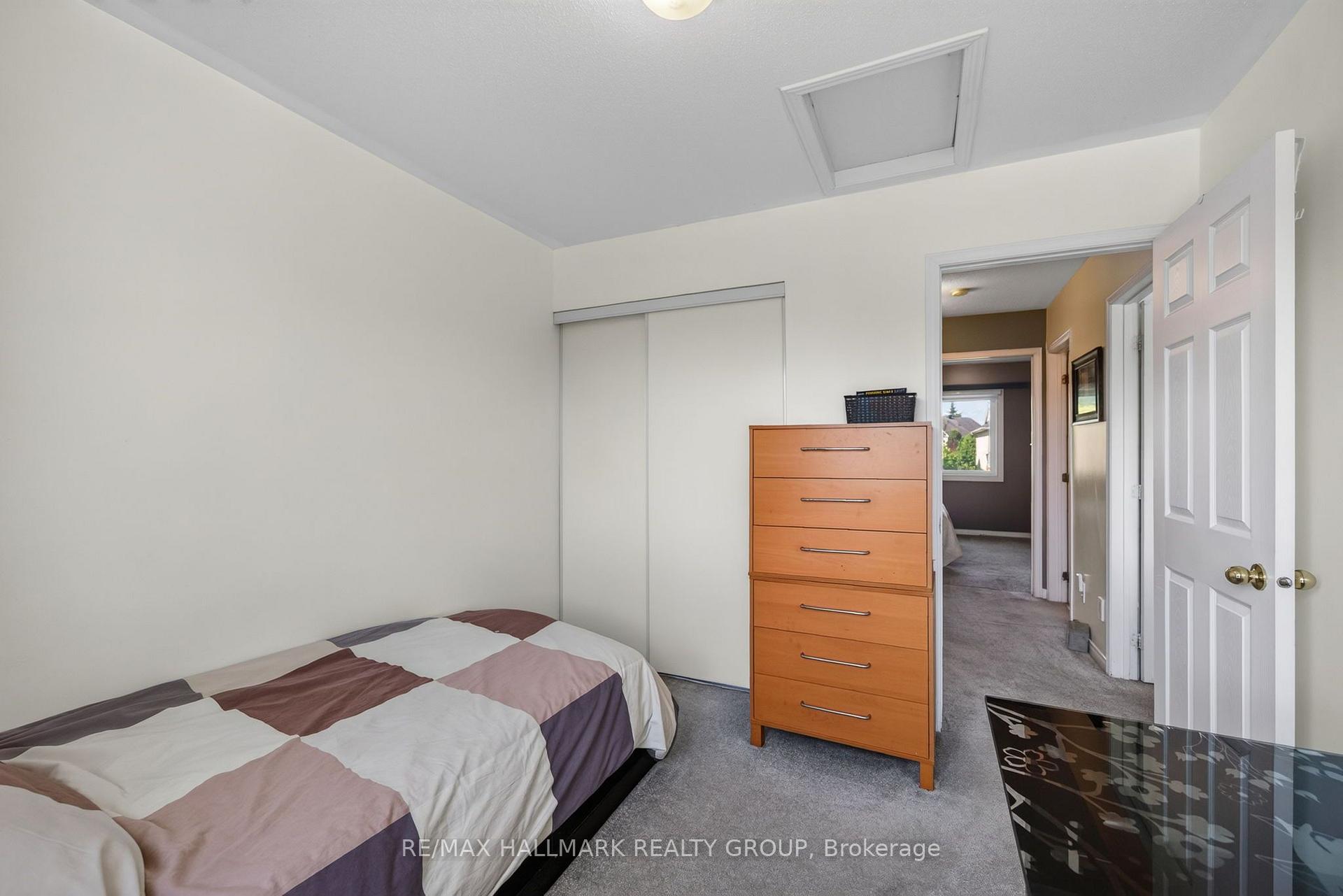 Photo 23 of 1655 Greywood Drive, Ottawa, Chateauneuf — HOMEH