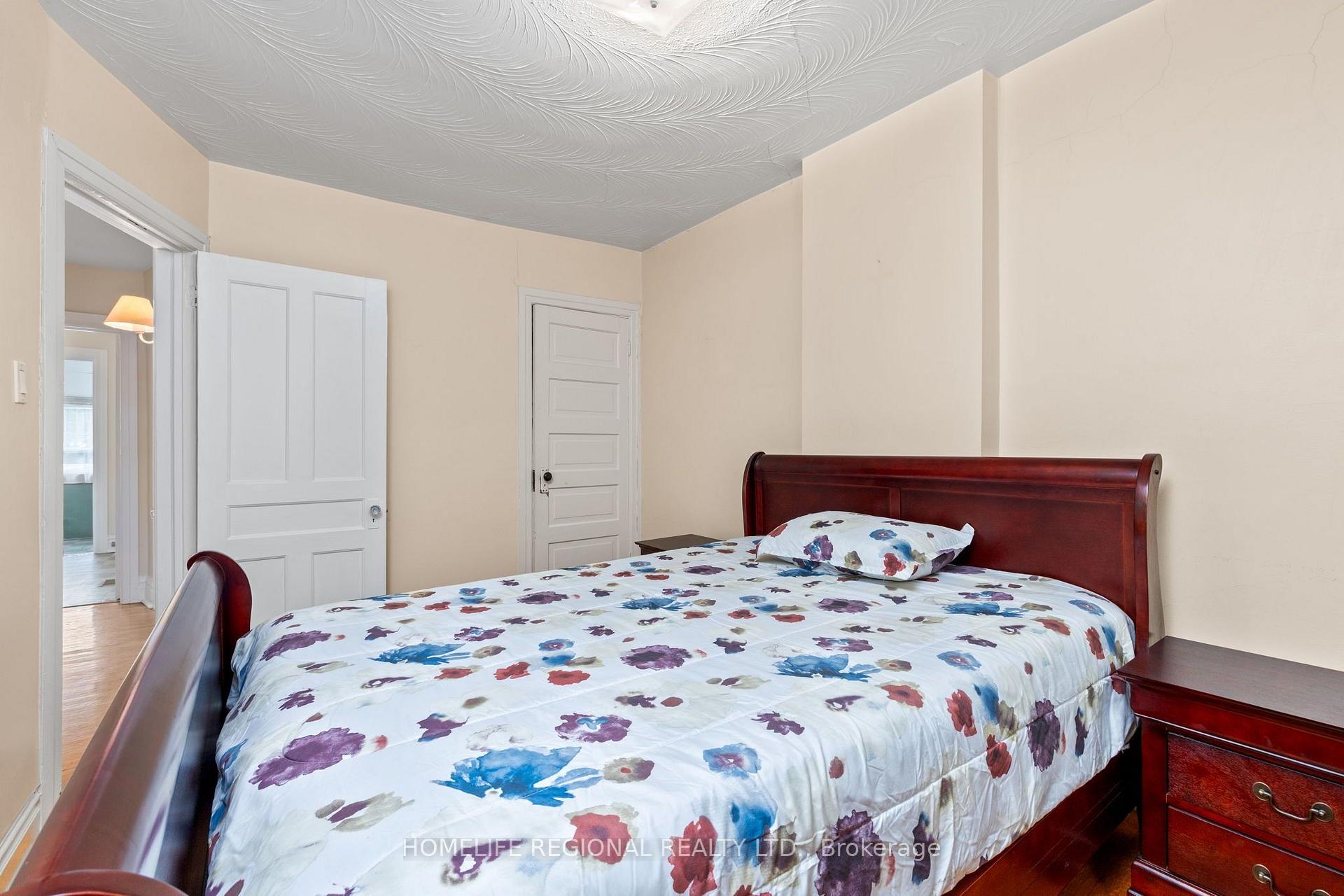 Photo 16 of 355 Delaware Avenue, Toronto, Dovercourt-Wallace Emerson-Junction — HOMEH