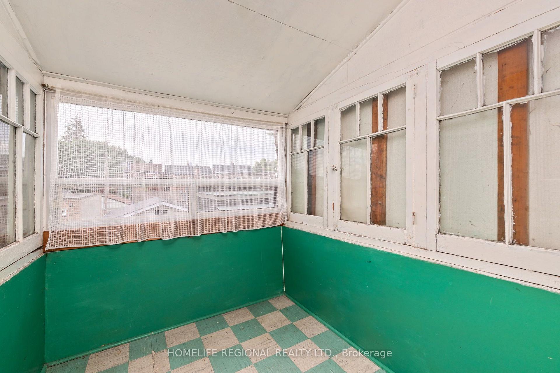 Photo 22 of 355 Delaware Avenue, Toronto, Dovercourt-Wallace Emerson-Junction — HOMEH