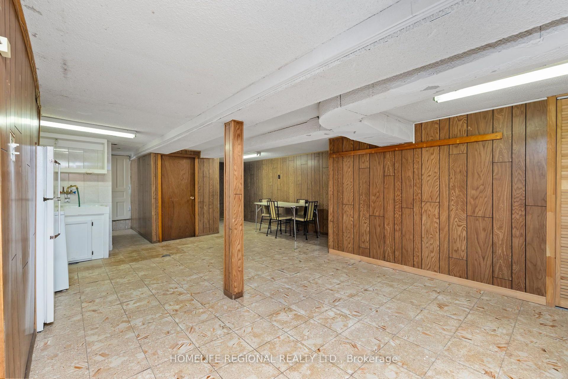 Photo 23 of 355 Delaware Avenue, Toronto, Dovercourt-Wallace Emerson-Junction — HOMEH