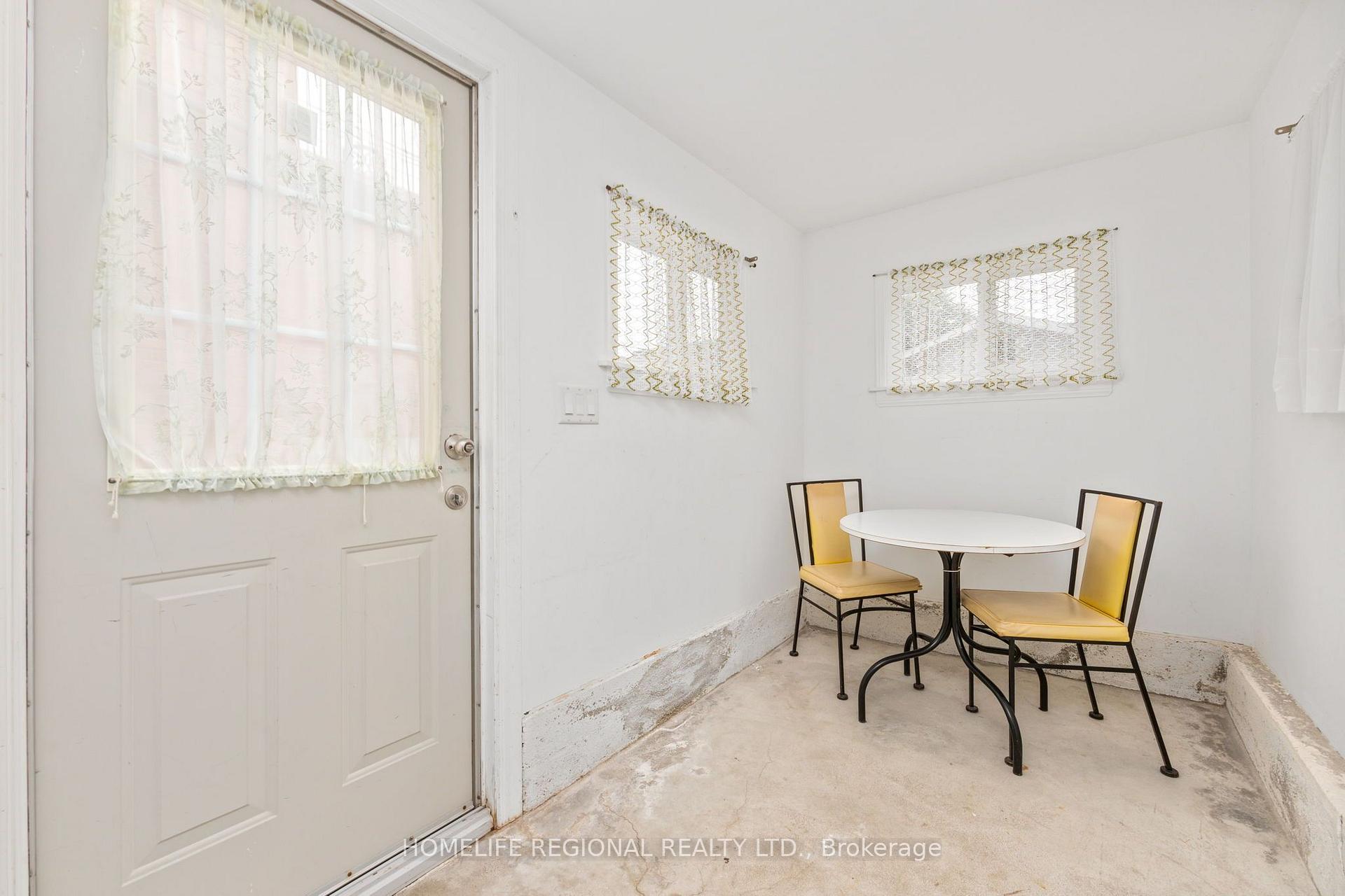 Photo 26 of 355 Delaware Avenue, Toronto, Dovercourt-Wallace Emerson-Junction — HOMEH