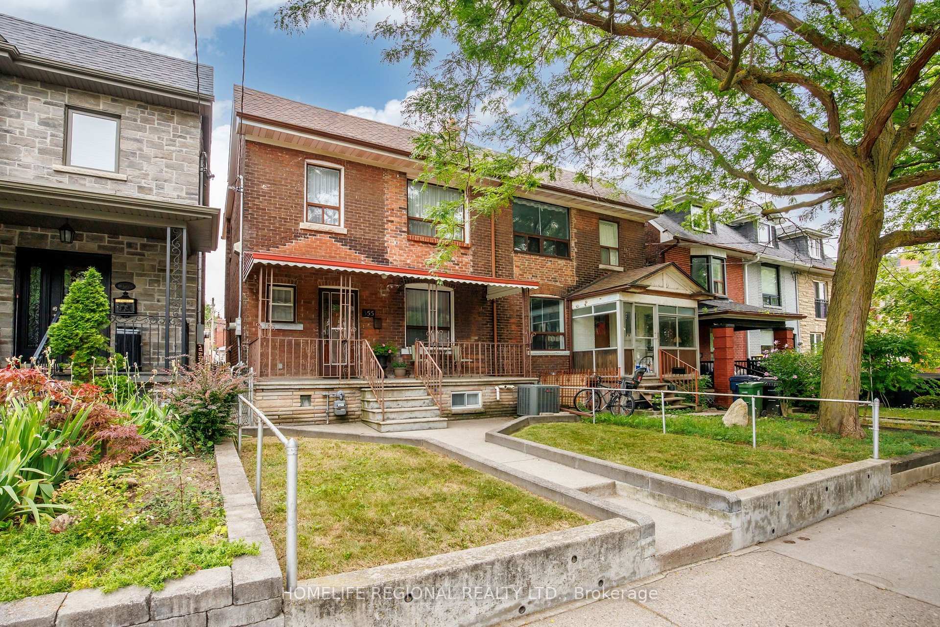 Photo 35 of 355 Delaware Avenue, Toronto, Dovercourt-Wallace Emerson-Junction — HOMEH