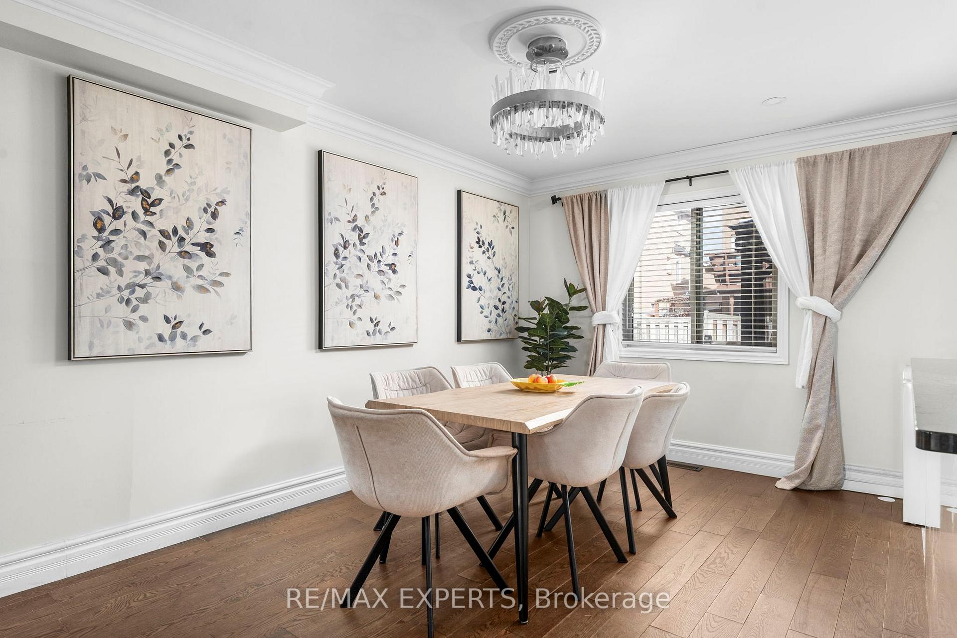 Photo 12 of 173 Rosanna Crescent, Vaughan, Maple — HOMEH
