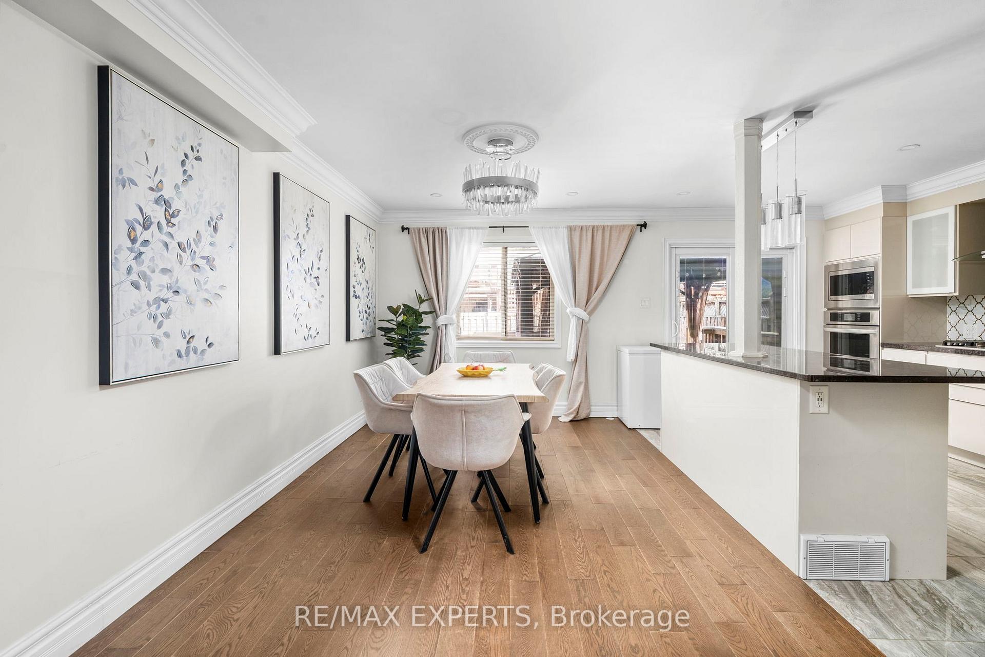Photo 14 of 173 Rosanna Crescent, Vaughan, Maple — HOMEH