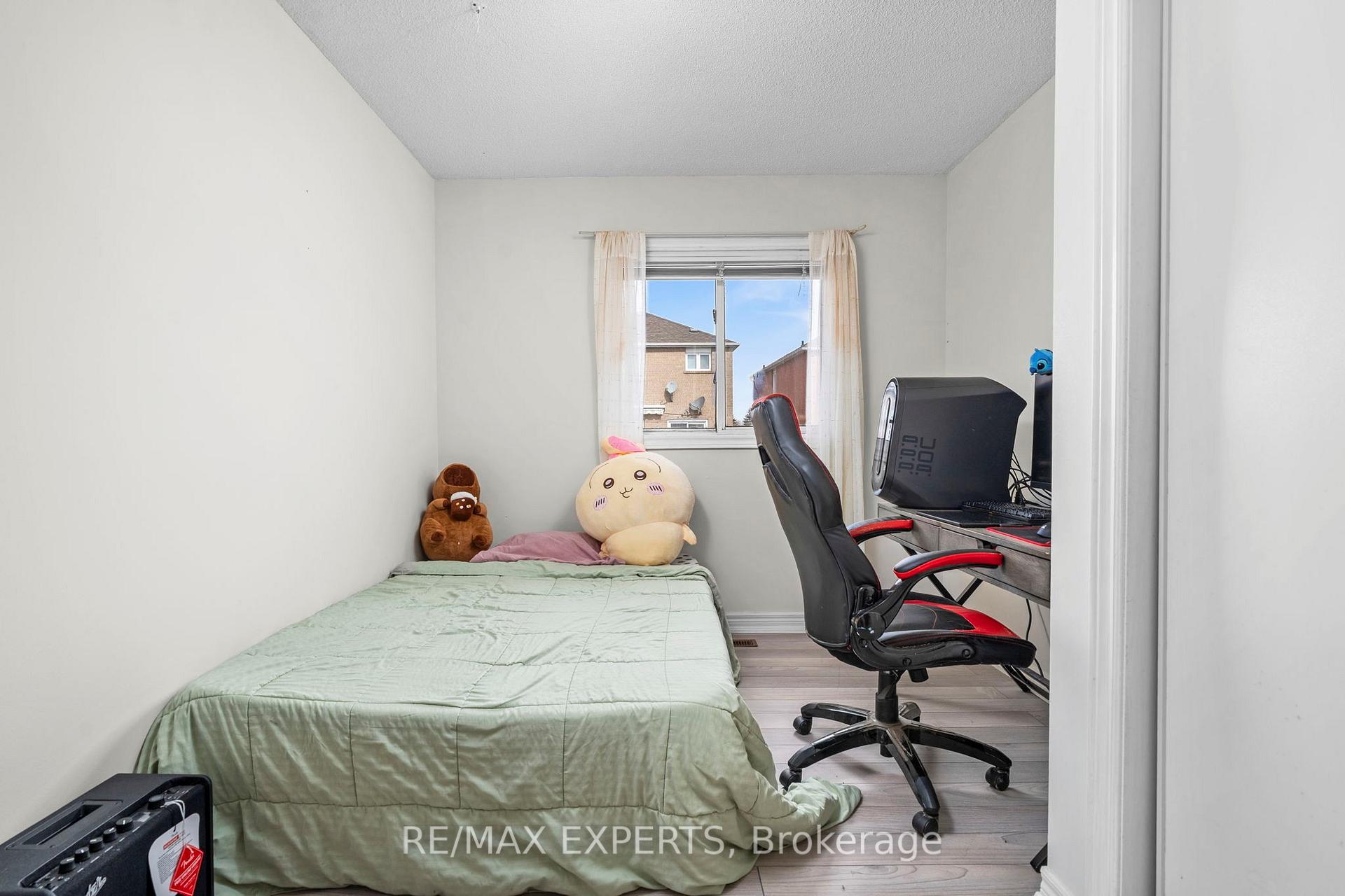 Photo 26 of 173 Rosanna Crescent, Vaughan, Maple — HOMEH