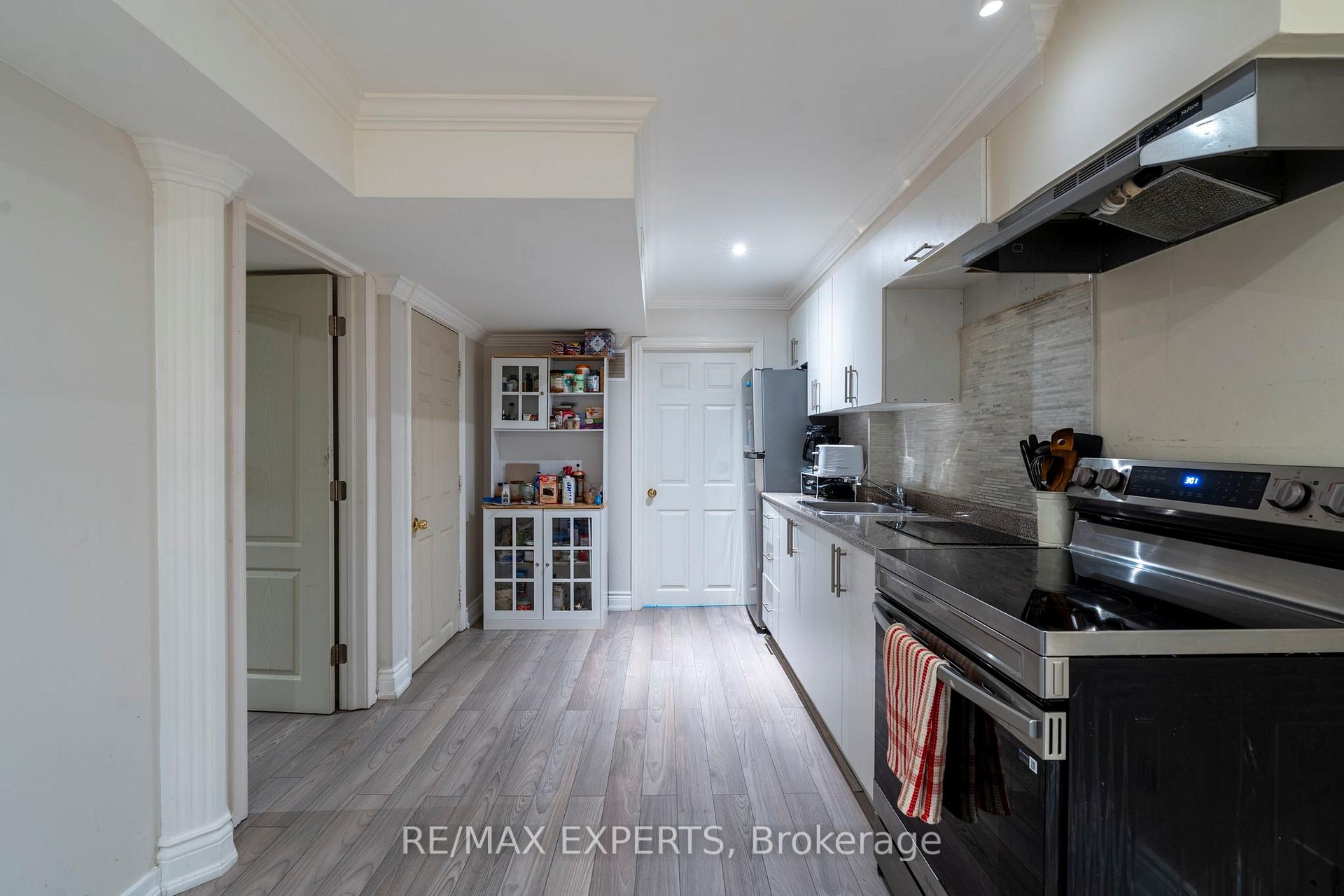 Photo 32 of 173 Rosanna Crescent, Vaughan, Maple — HOMEH