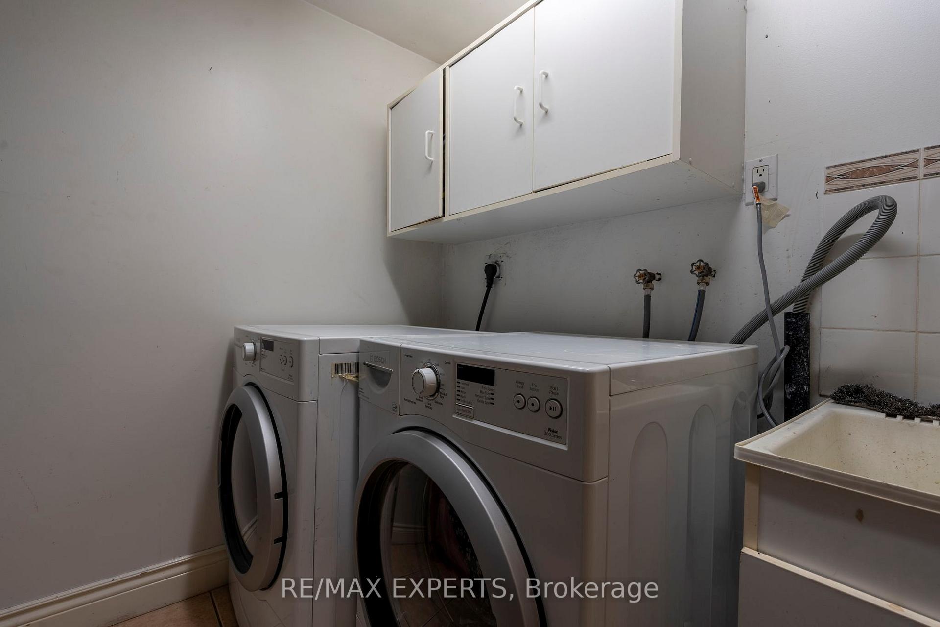 Photo 35 of 173 Rosanna Crescent, Vaughan, Maple — HOMEH