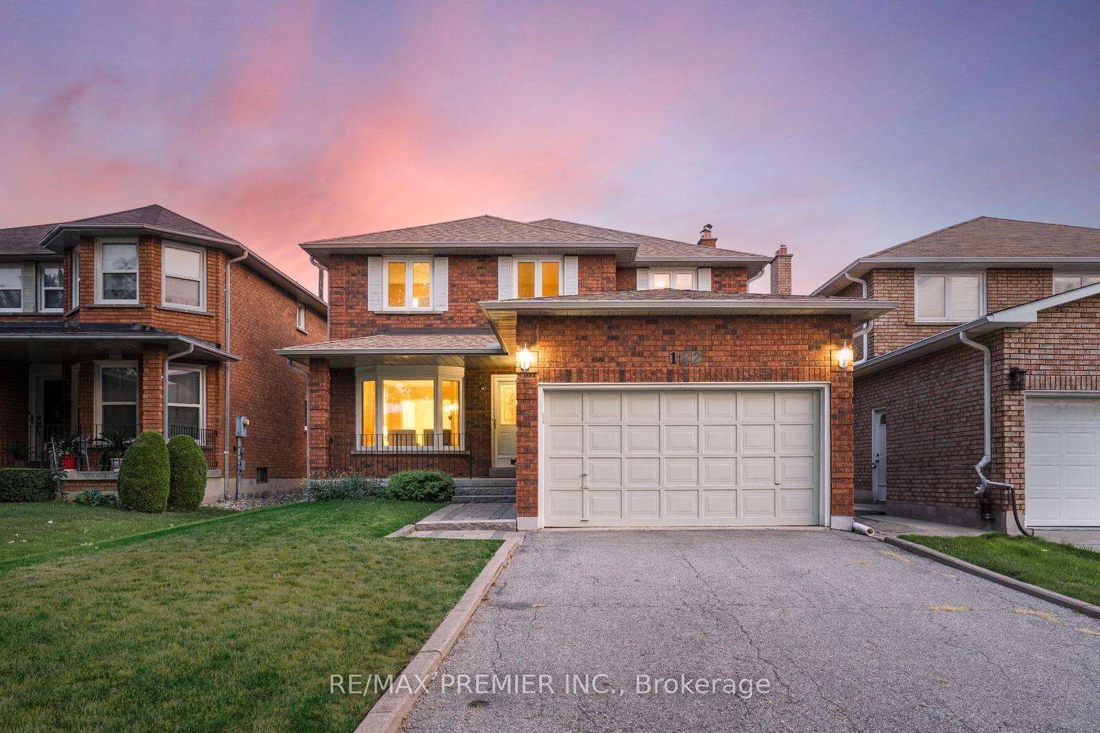 Photo 1 of 122 Spring Town Road, Vaughan, East Woodbridge — HOMEH