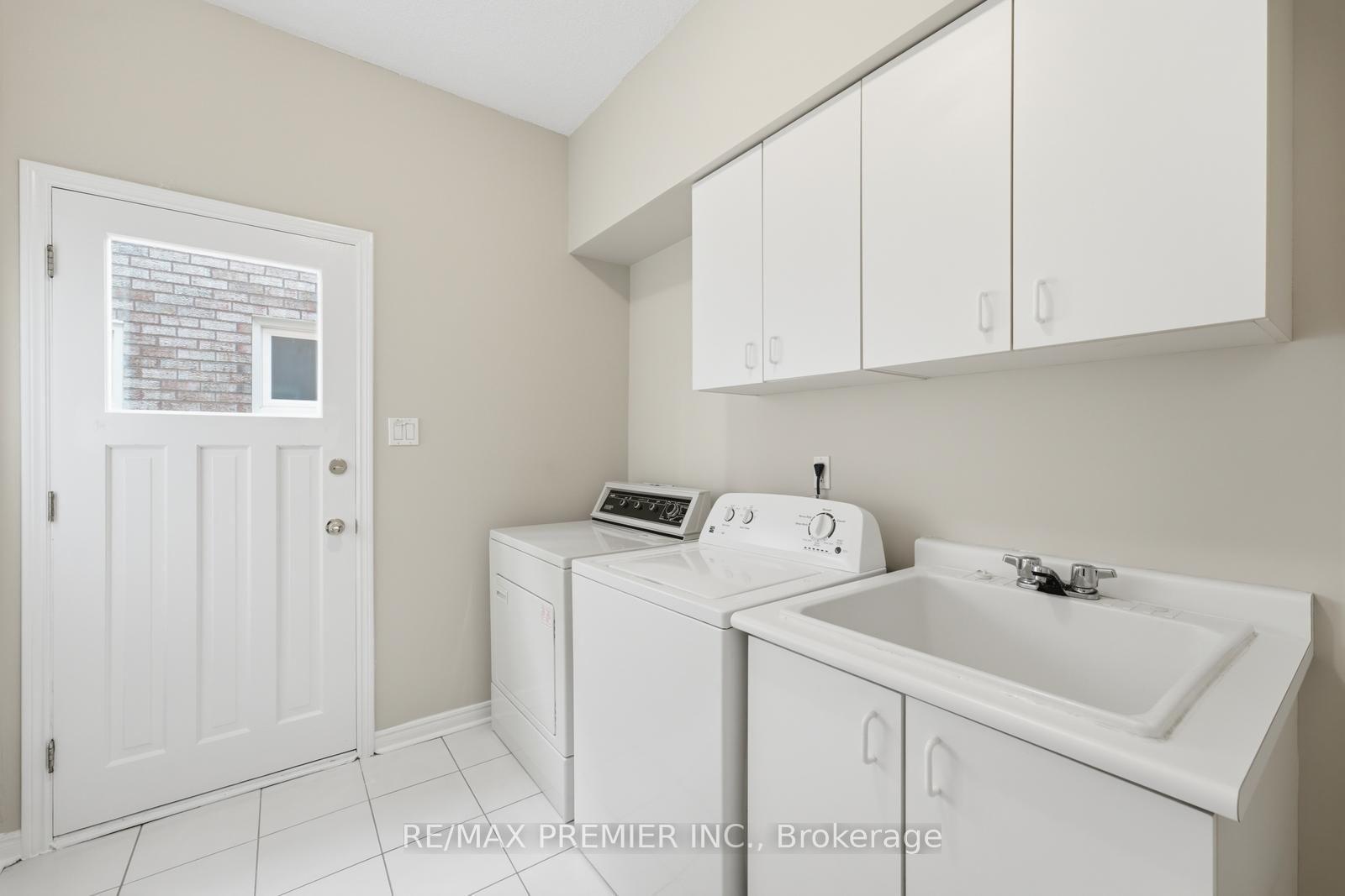 Photo 27 of 122 Spring Town Road, Vaughan, East Woodbridge — HOMEH