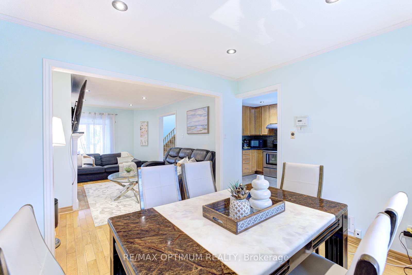 Photo 14 of 28 Stalbridge Avenue, Brampton, Fletcher's Creek South — HOMEH