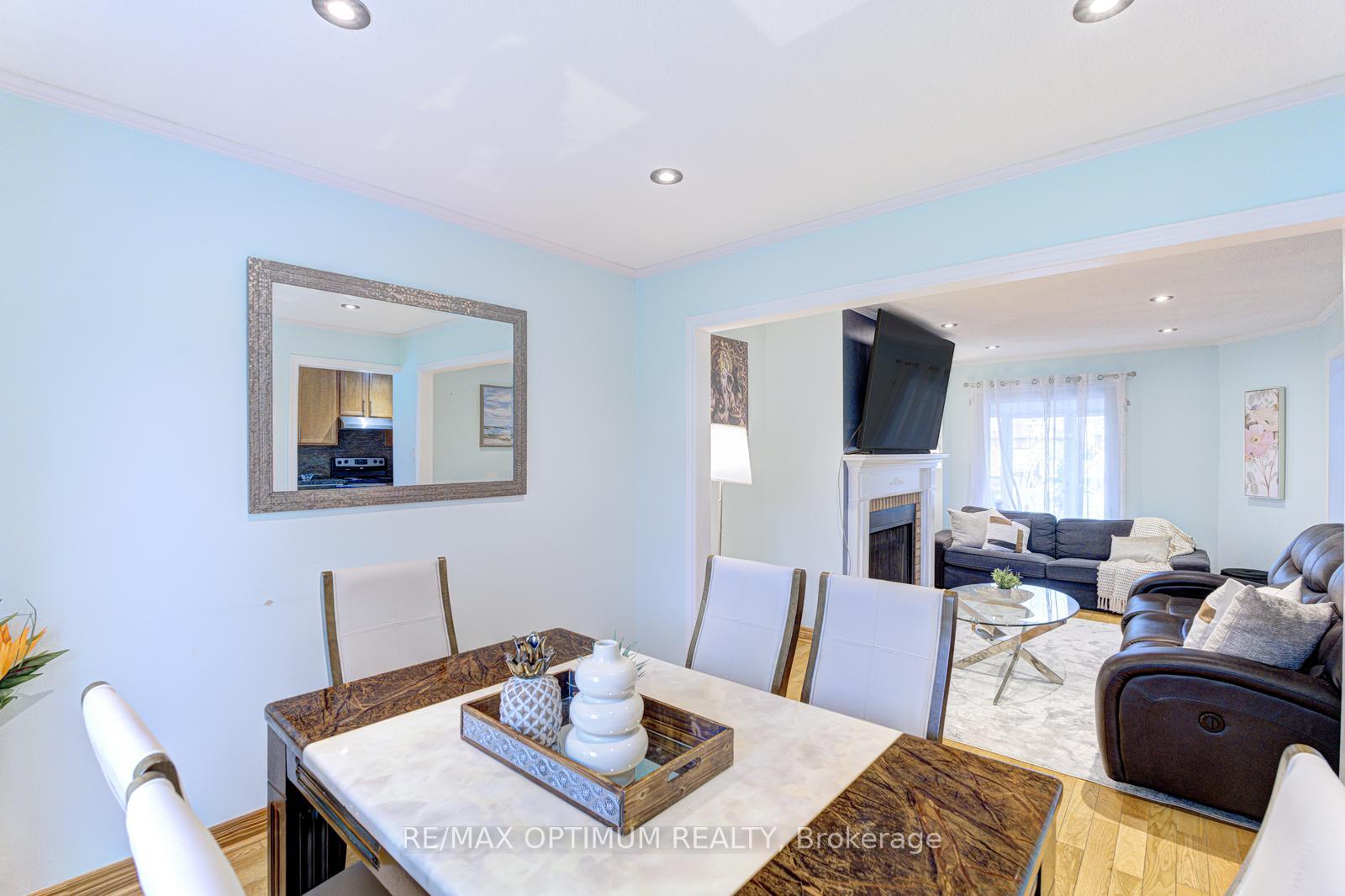 Photo 15 of 28 Stalbridge Avenue, Brampton, Fletcher's Creek South — HOMEH