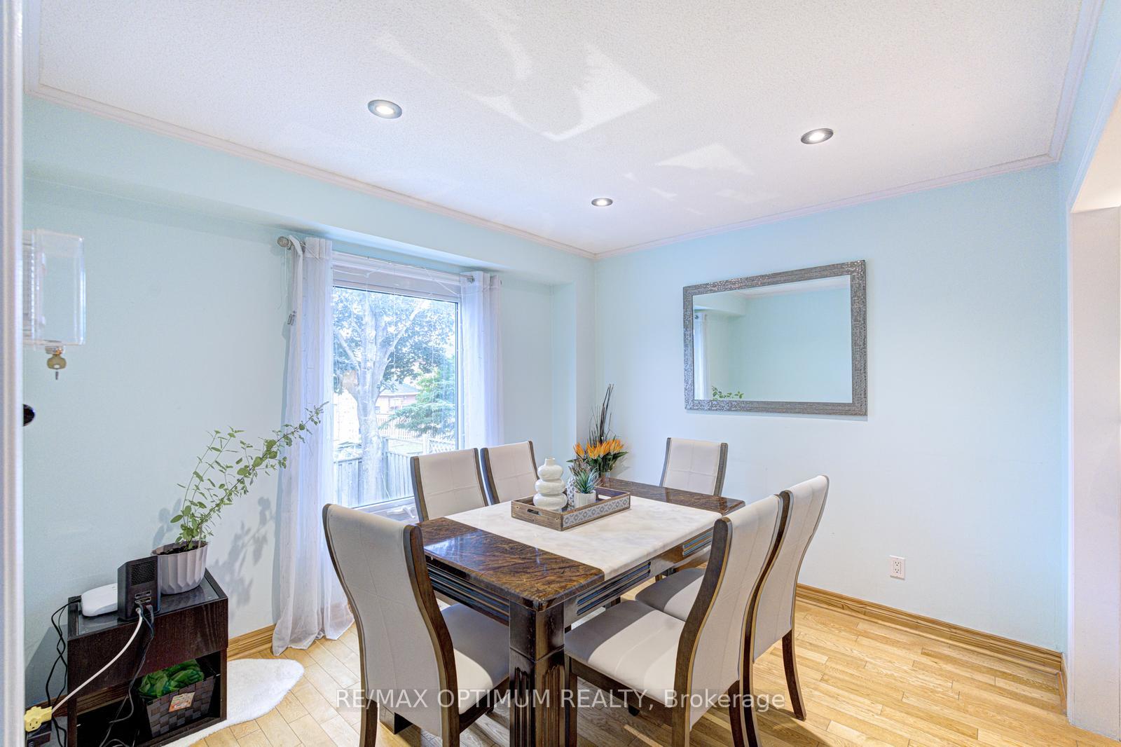 Photo 16 of 28 Stalbridge Avenue, Brampton, Fletcher's Creek South — HOMEH