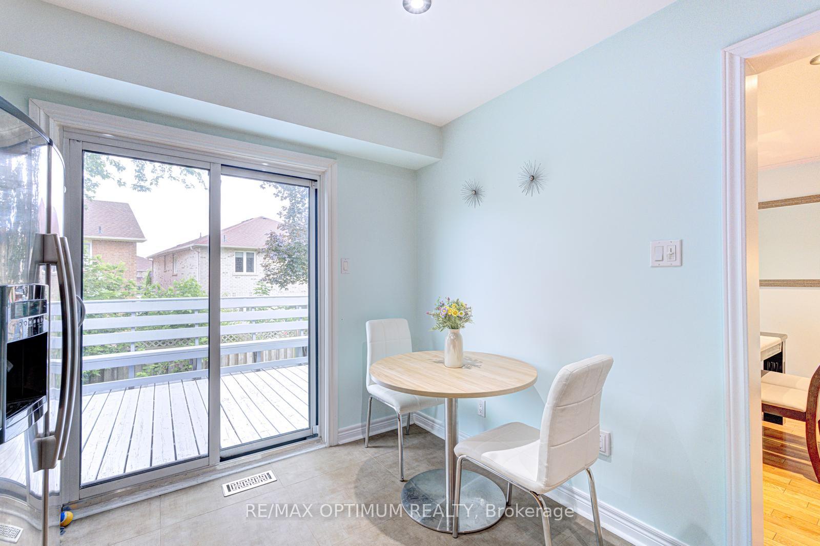 Photo 17 of 28 Stalbridge Avenue, Brampton, Fletcher's Creek South — HOMEH
