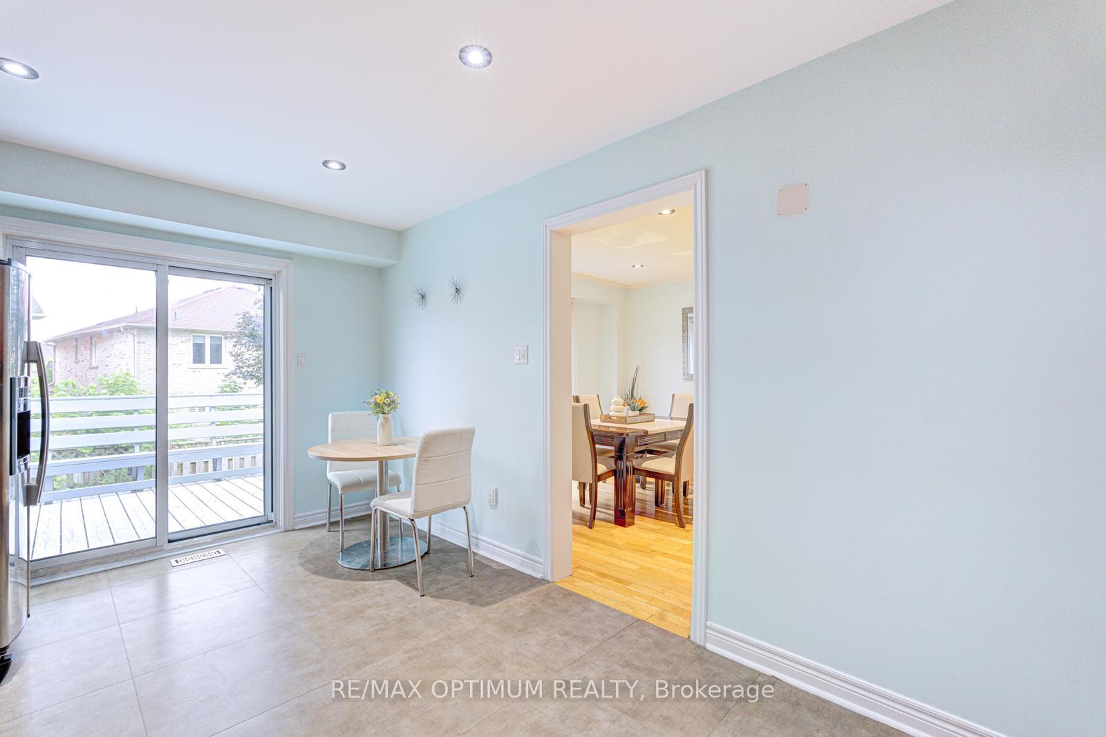 Photo 20 of 28 Stalbridge Avenue, Brampton, Fletcher's Creek South — HOMEH
