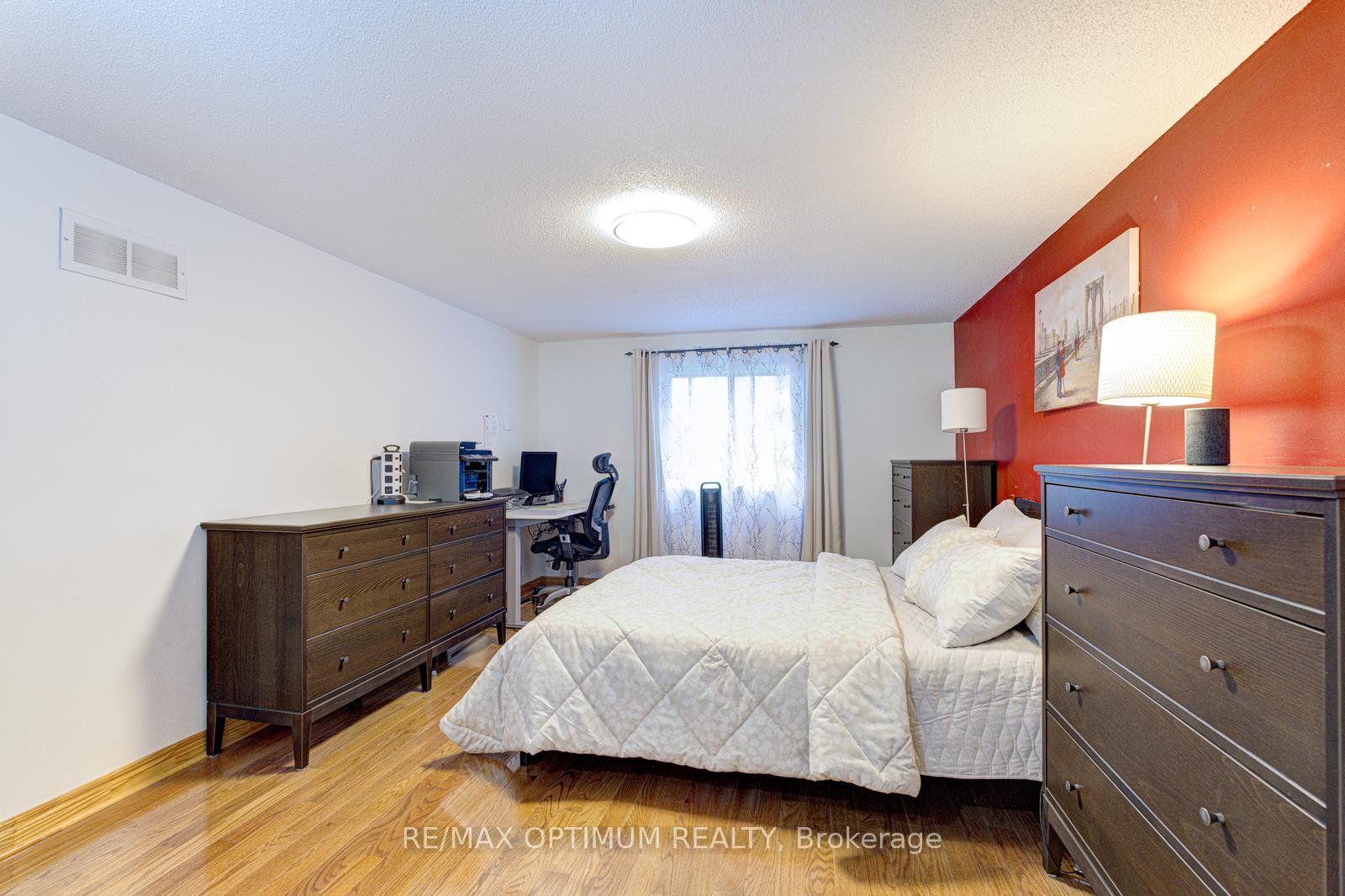 Photo 29 of 28 Stalbridge Avenue, Brampton, Fletcher's Creek South — HOMEH