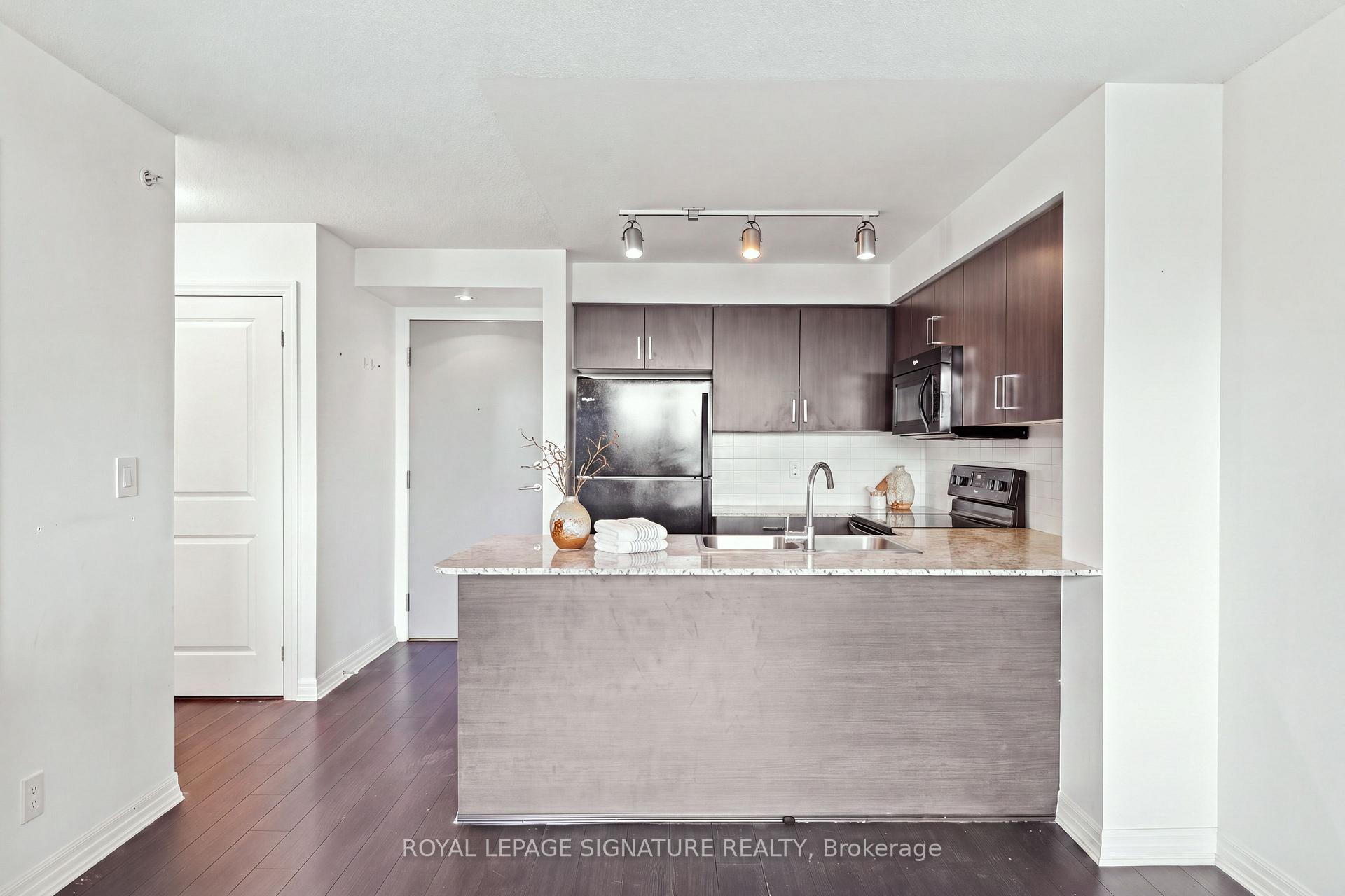 Photo 6 of Unit 417, 80 Esther Lorrie Drive, Etobicoke, West Humber-Clairville — HOMEH