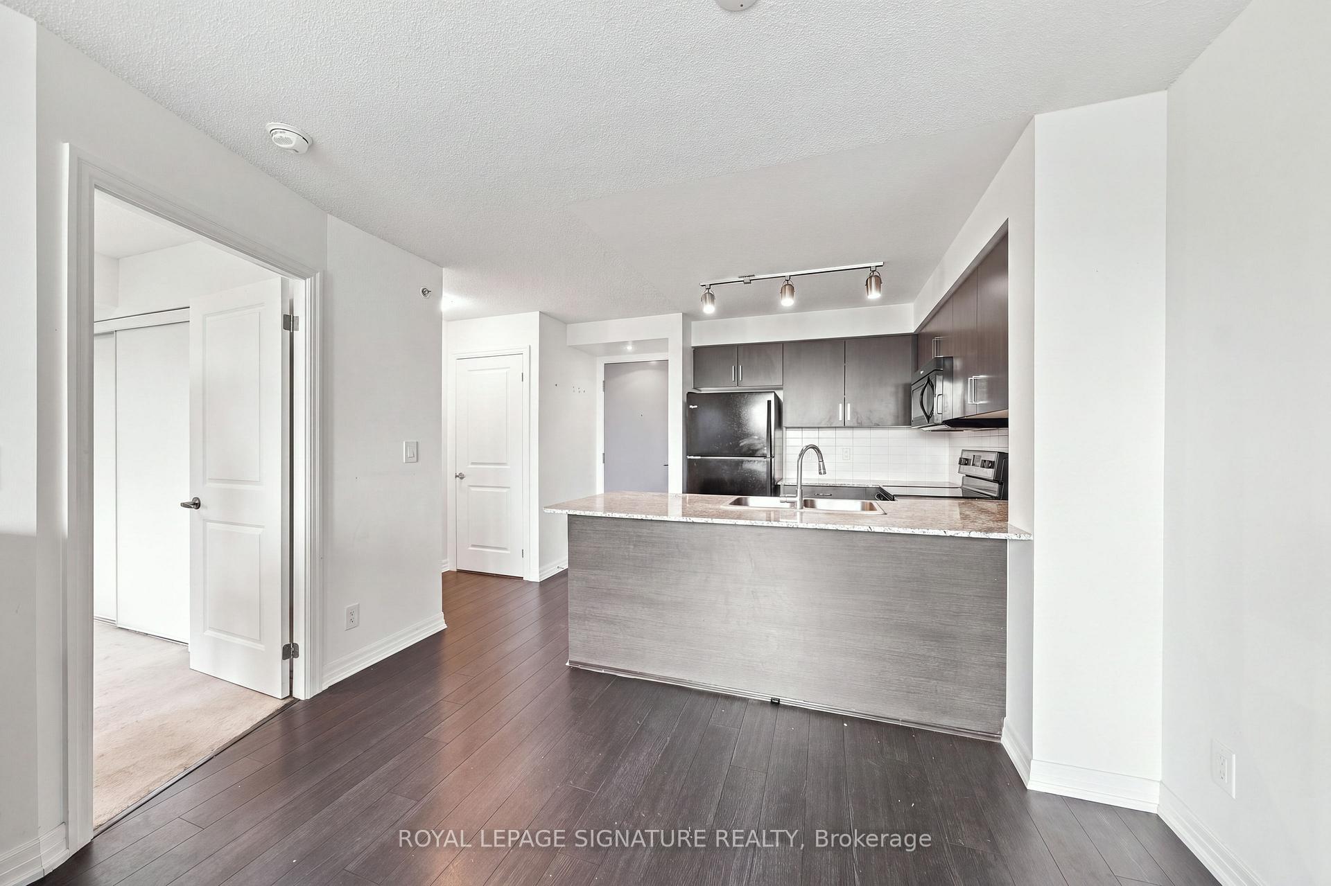 Photo 7 of Unit 417, 80 Esther Lorrie Drive, Etobicoke, West Humber-Clairville — HOMEH