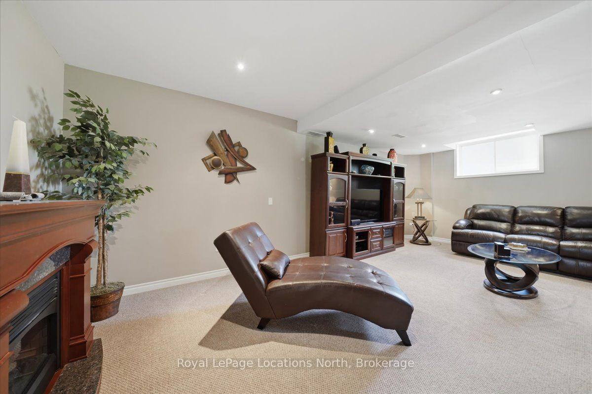 Photo 23 of 402 Ramblewood Drive, Wasaga Beach — HOMEH
