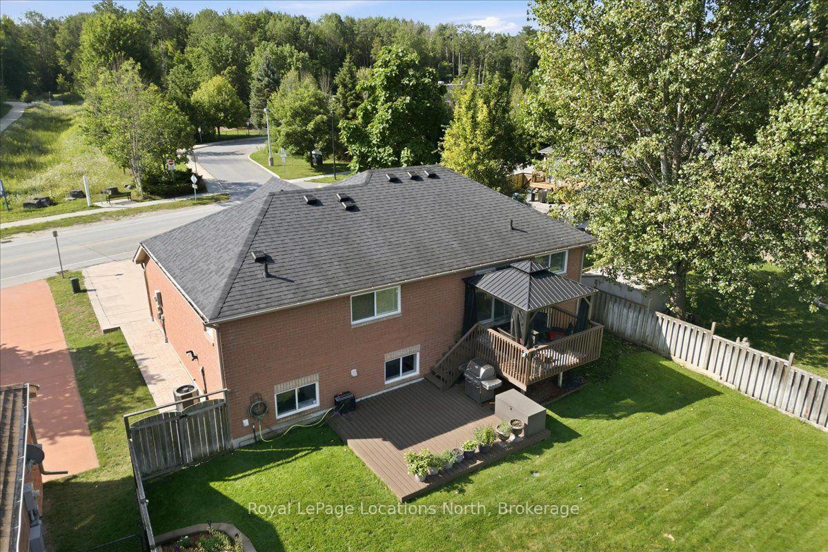 Photo 37 of 402 Ramblewood Drive, Wasaga Beach — HOMEH