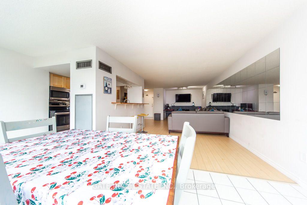 Photo 15 of Unit 1111, 1 Rowntree Road, Etobicoke, Mount Olive-Silverstone-Jamestown — HOMEH