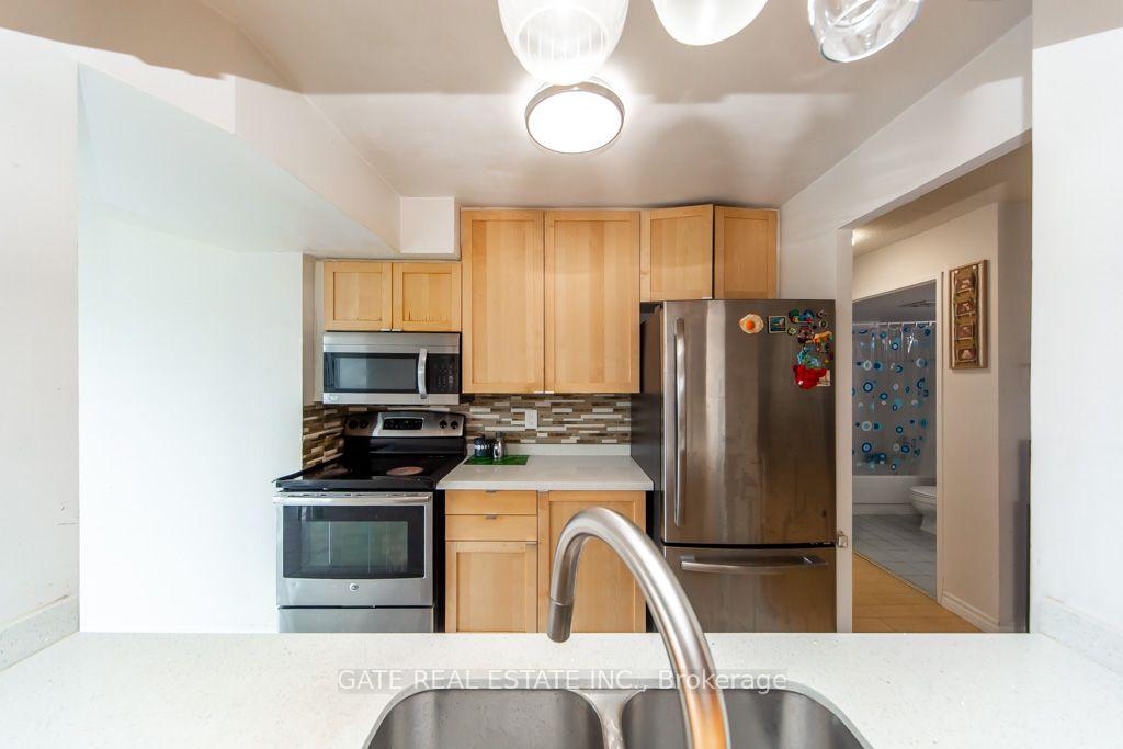 Photo 18 of Unit 1111, 1 Rowntree Road, Etobicoke, Mount Olive-Silverstone-Jamestown — HOMEH