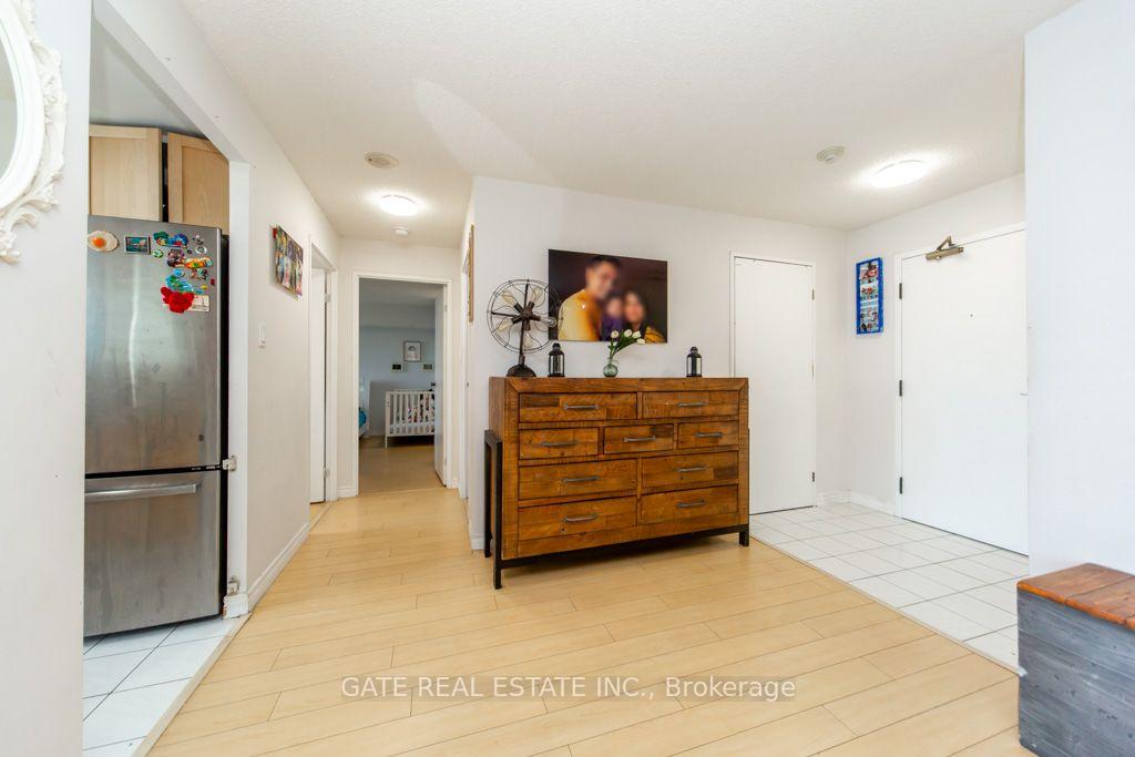 Photo 23 of Unit 1111, 1 Rowntree Road, Etobicoke, Mount Olive-Silverstone-Jamestown — HOMEH