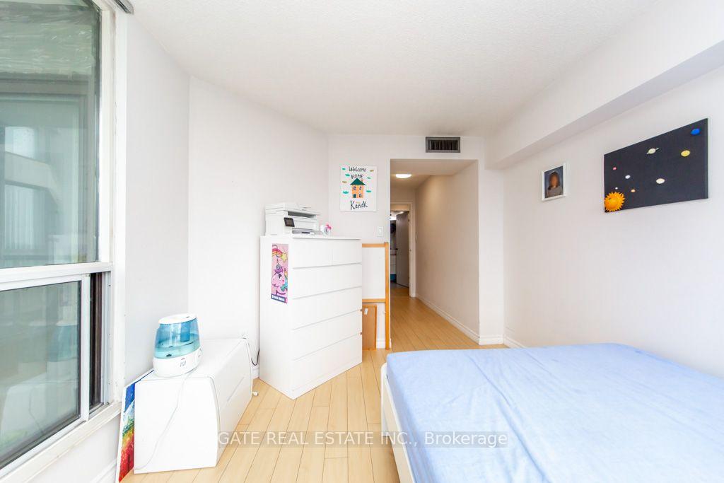 Photo 34 of Unit 1111, 1 Rowntree Road, Etobicoke, Mount Olive-Silverstone-Jamestown — HOMEH