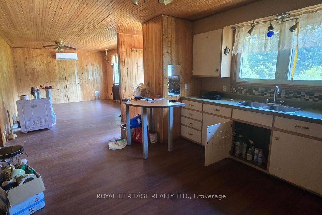 Photo 4 of 1590 Elm Tree Road, Central Frontenac, Frontenac Centre — HOMEH