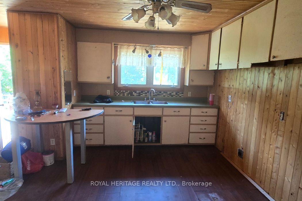 Photo 5 of 1590 Elm Tree Road, Central Frontenac, Frontenac Centre — HOMEH