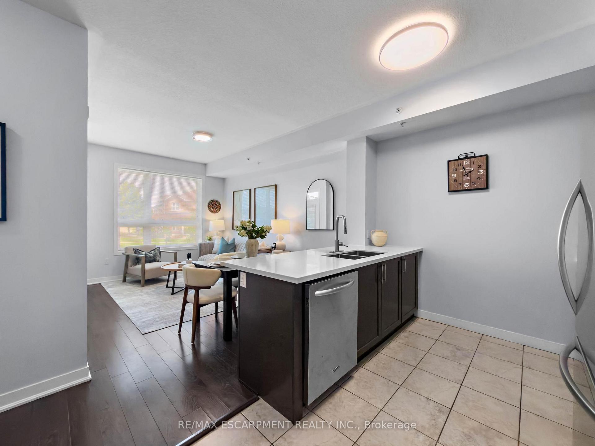Photo 15 of Unit 109, 5010 Corporate Drive, Burlington, Uptown — HOMEH