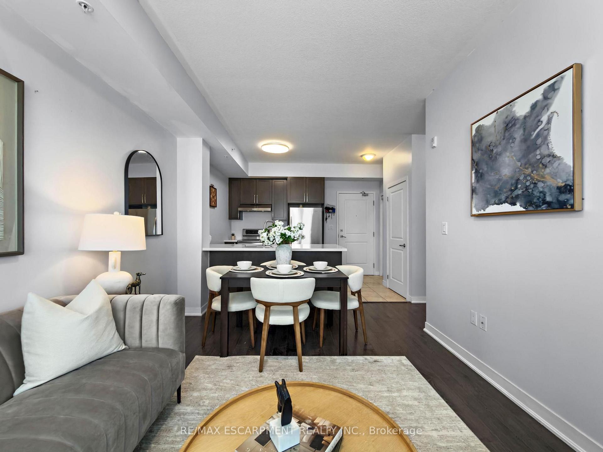 Photo 18 of Unit 109, 5010 Corporate Drive, Burlington, Uptown — HOMEH