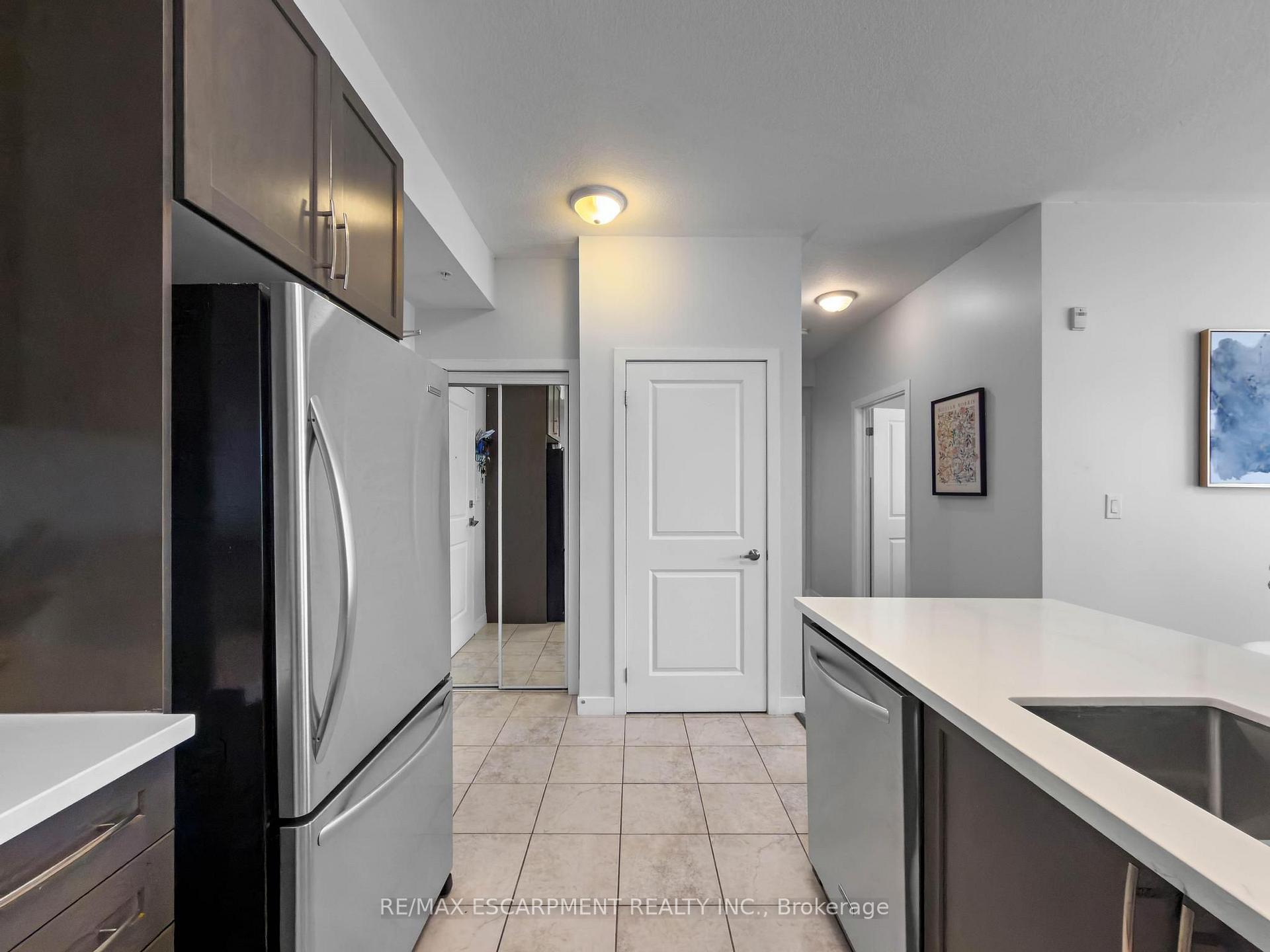 Photo 25 of Unit 109, 5010 Corporate Drive, Burlington, Uptown — HOMEH