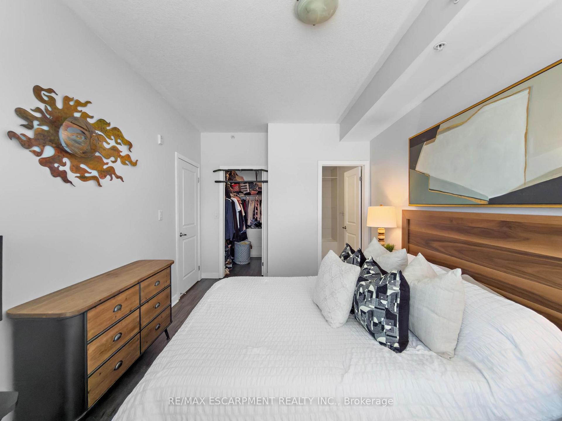 Photo 37 of Unit 109, 5010 Corporate Drive, Burlington, Uptown — HOMEH