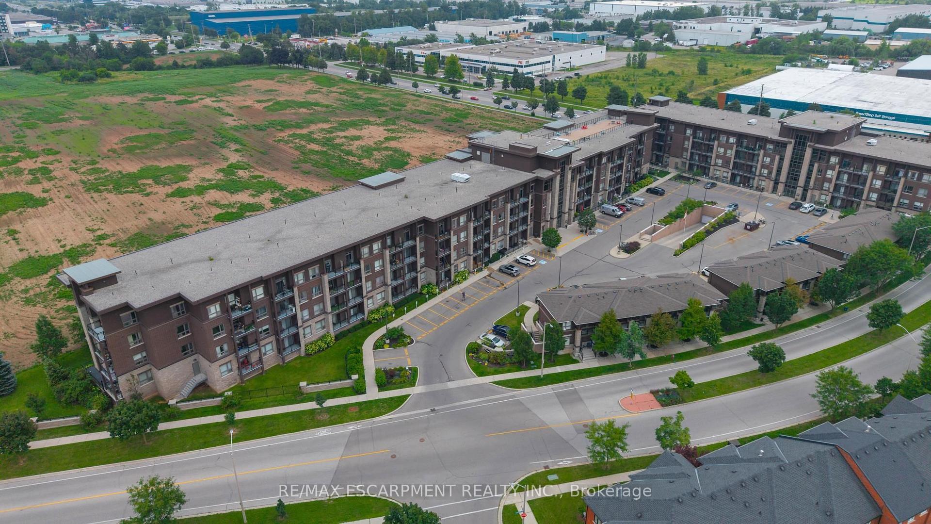 Photo 51 of Unit 109, 5010 Corporate Drive, Burlington, Uptown — HOMEH