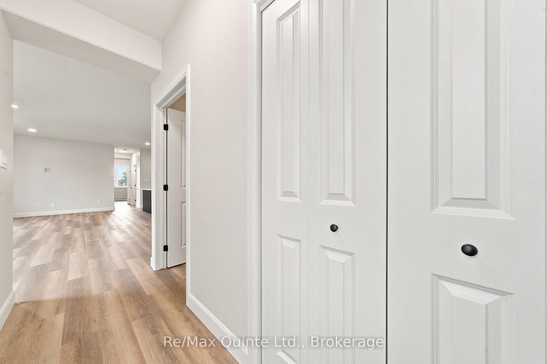 Photo 13 of Unit B, 5 Sienna Avenue, Belleville, Belleville Ward — HOMEH