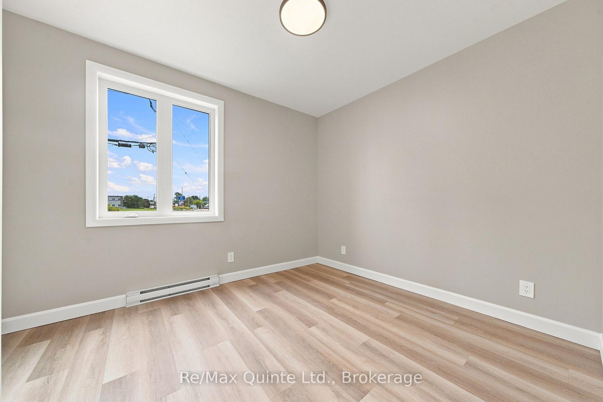 Photo 54 of Unit B, 5 Sienna Avenue, Belleville, Belleville Ward — HOMEH