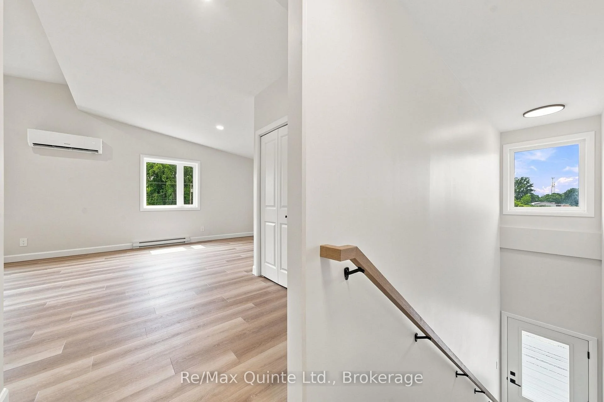 Photo 19 of Unit B, 5 Sienna Avenue, Belleville, Belleville Ward — HOMEH