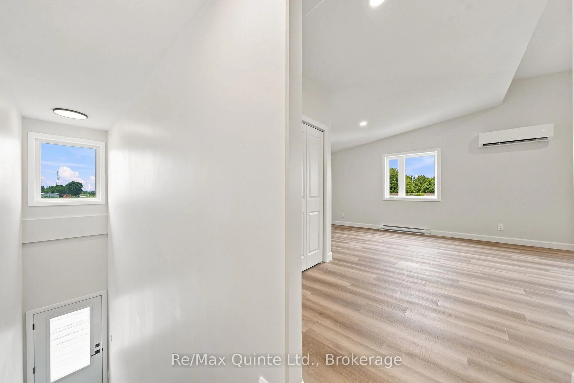 Photo 20 of Unit B, 5 Sienna Avenue, Belleville, Belleville Ward — HOMEH