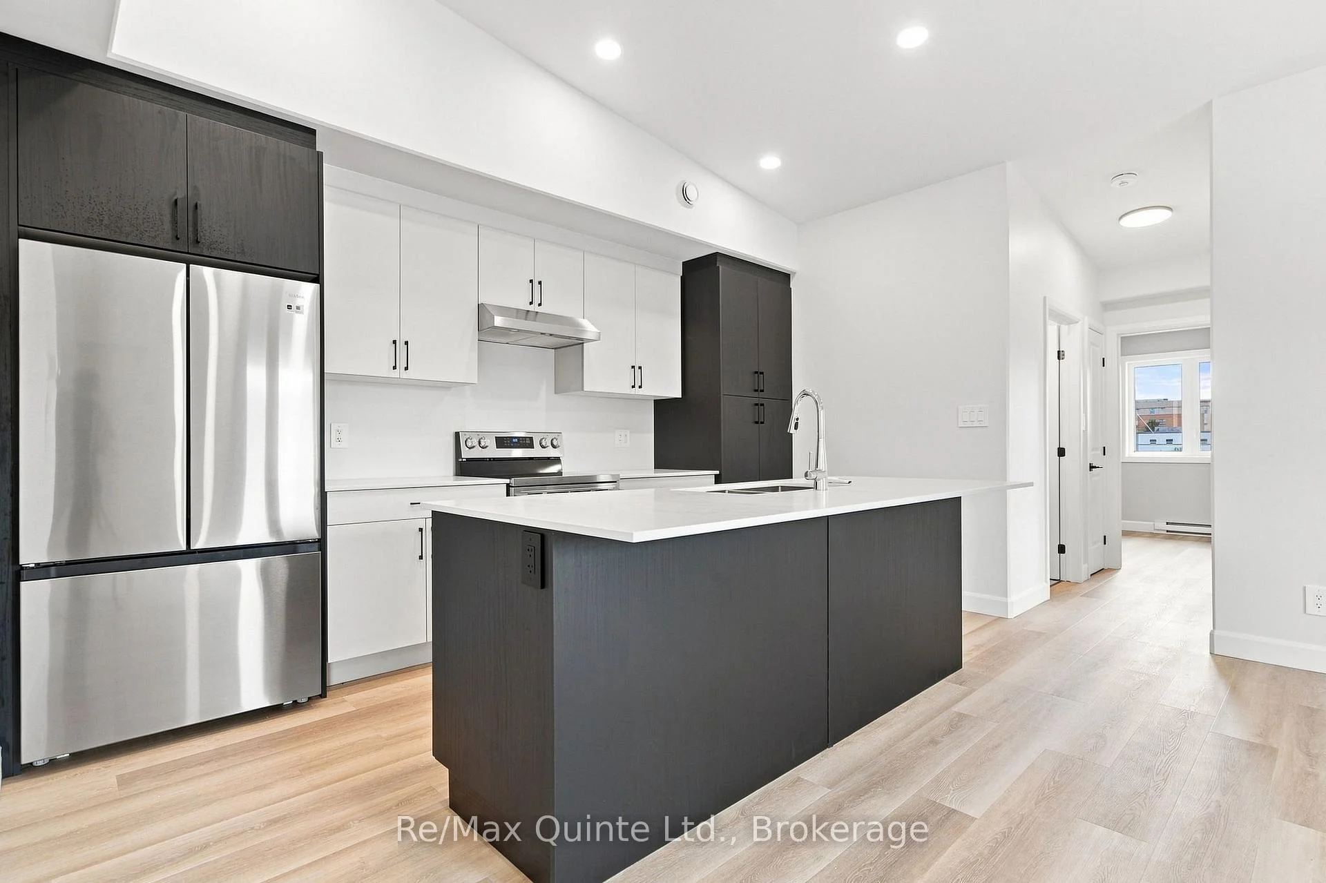 Photo 40 of Unit B, 5 Sienna Avenue, Belleville, Belleville Ward — HOMEH