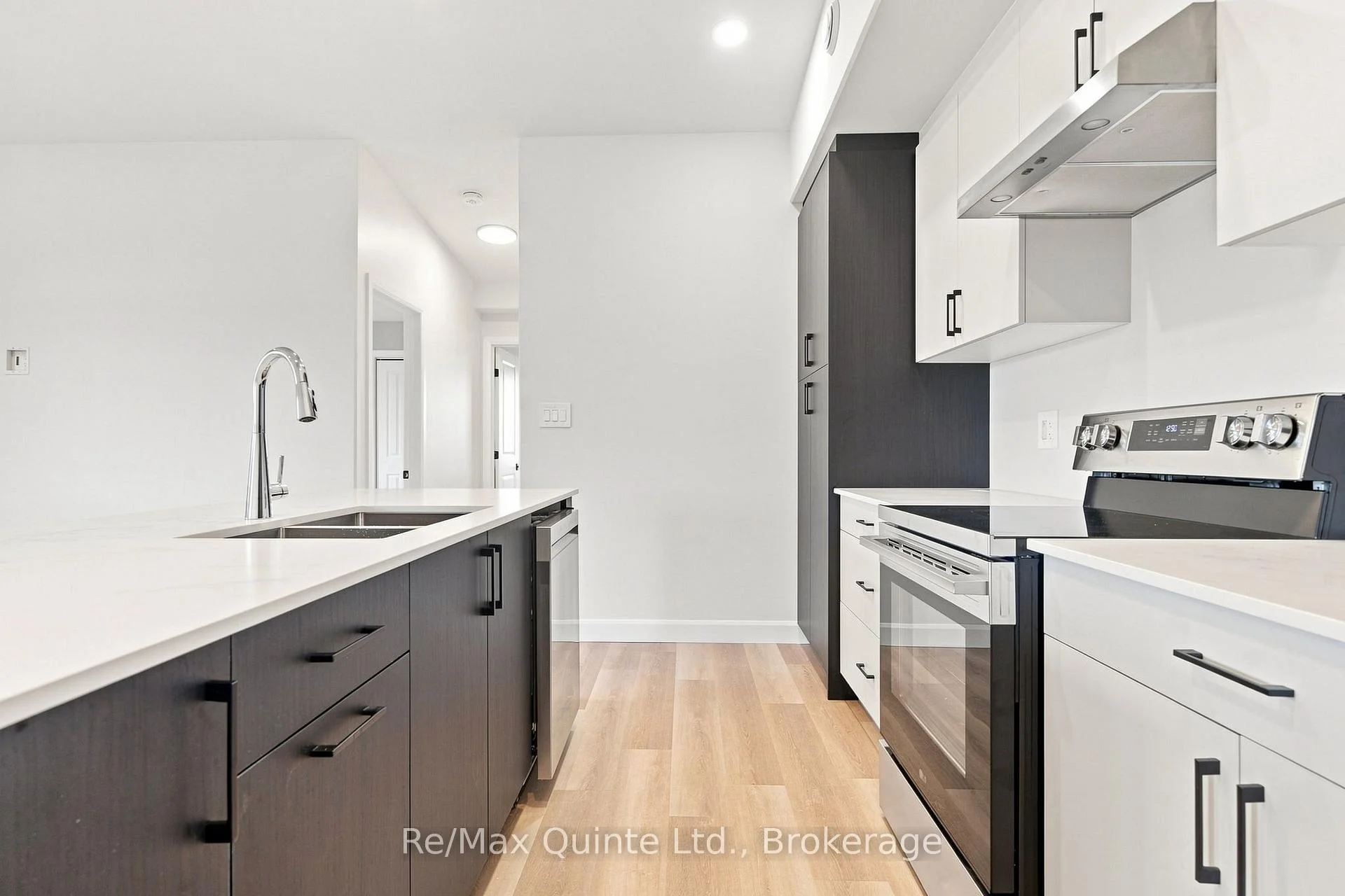 Photo 47 of Unit B, 5 Sienna Avenue, Belleville, Belleville Ward — HOMEH