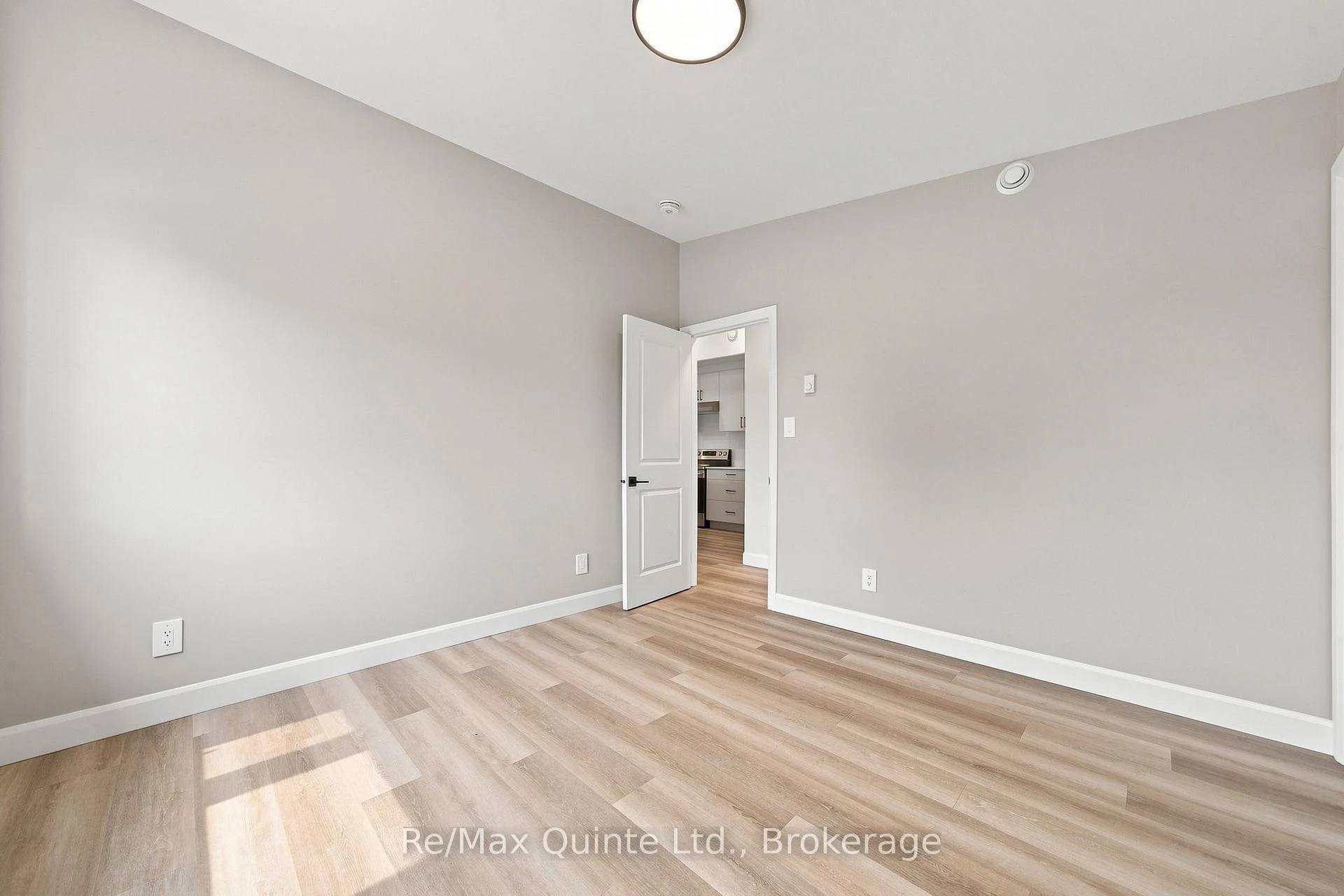 Photo 52 of Unit B, 5 Sienna Avenue, Belleville, Belleville Ward — HOMEH