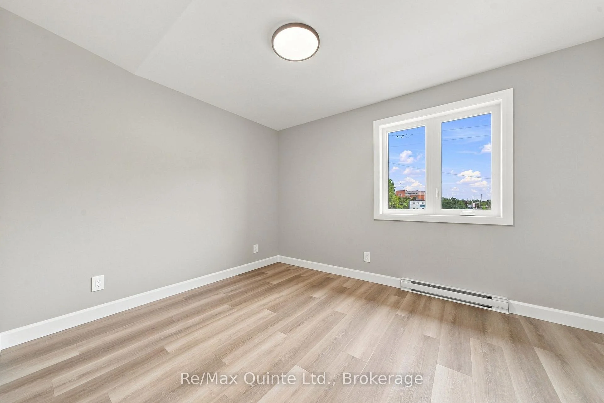 Photo 60 of Unit B, 5 Sienna Avenue, Belleville, Belleville Ward — HOMEH