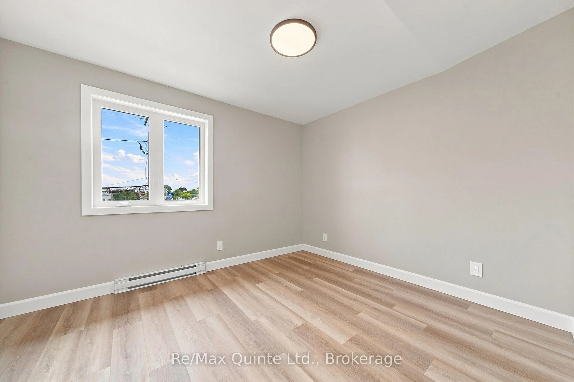 Photo 63 of Unit B, 5 Sienna Avenue, Belleville, Belleville Ward — HOMEH