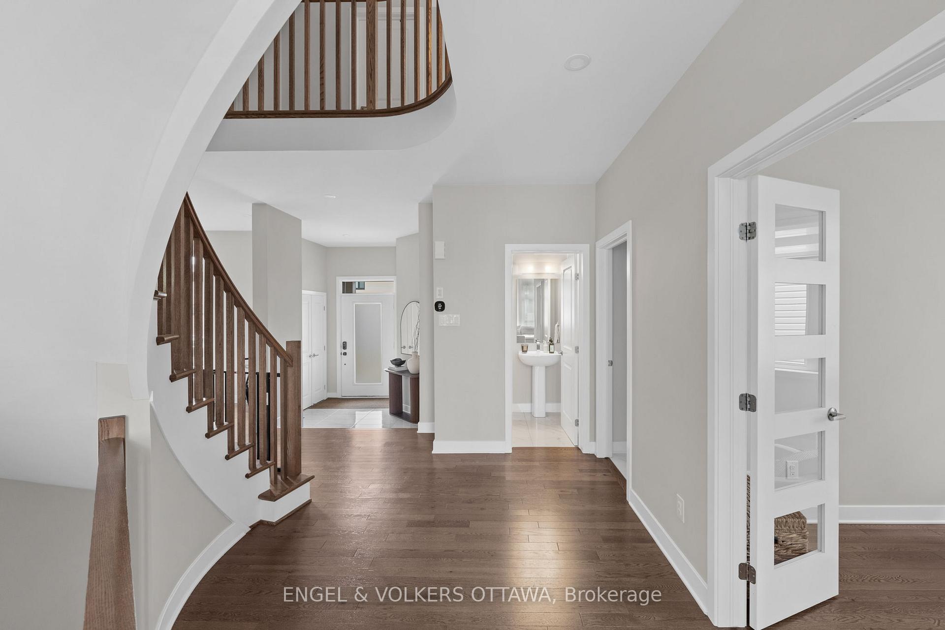 Photo 5 of 351 Shuttleworth Drive, Ottawa, Leitrim — HOMEH