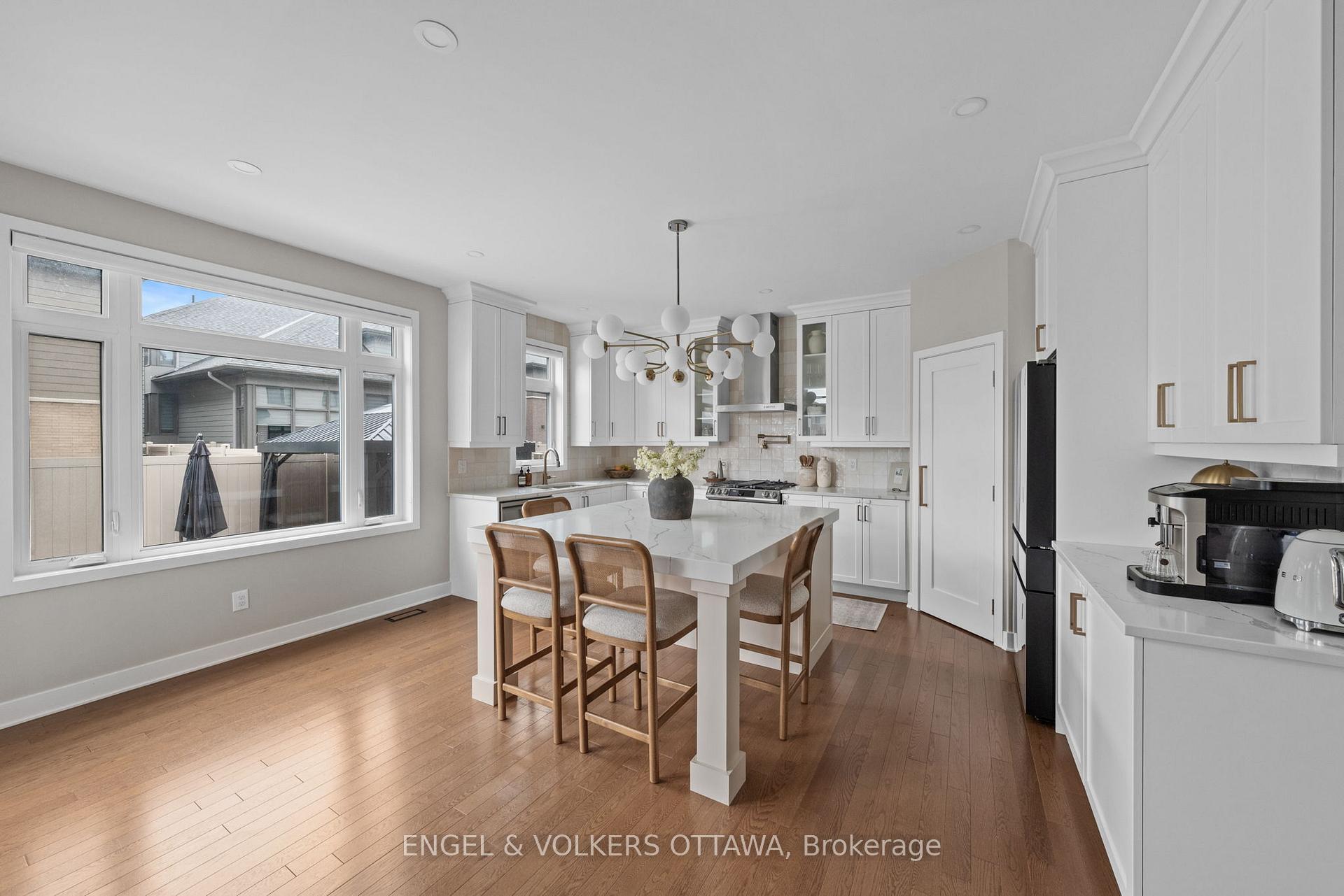 Photo 14 of 351 Shuttleworth Drive, Ottawa, Leitrim — HOMEH