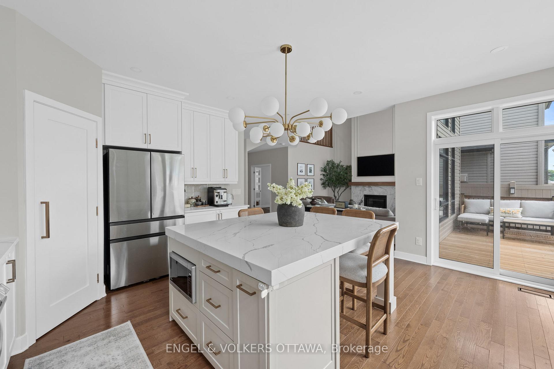 Photo 17 of 351 Shuttleworth Drive, Ottawa, Leitrim — HOMEH