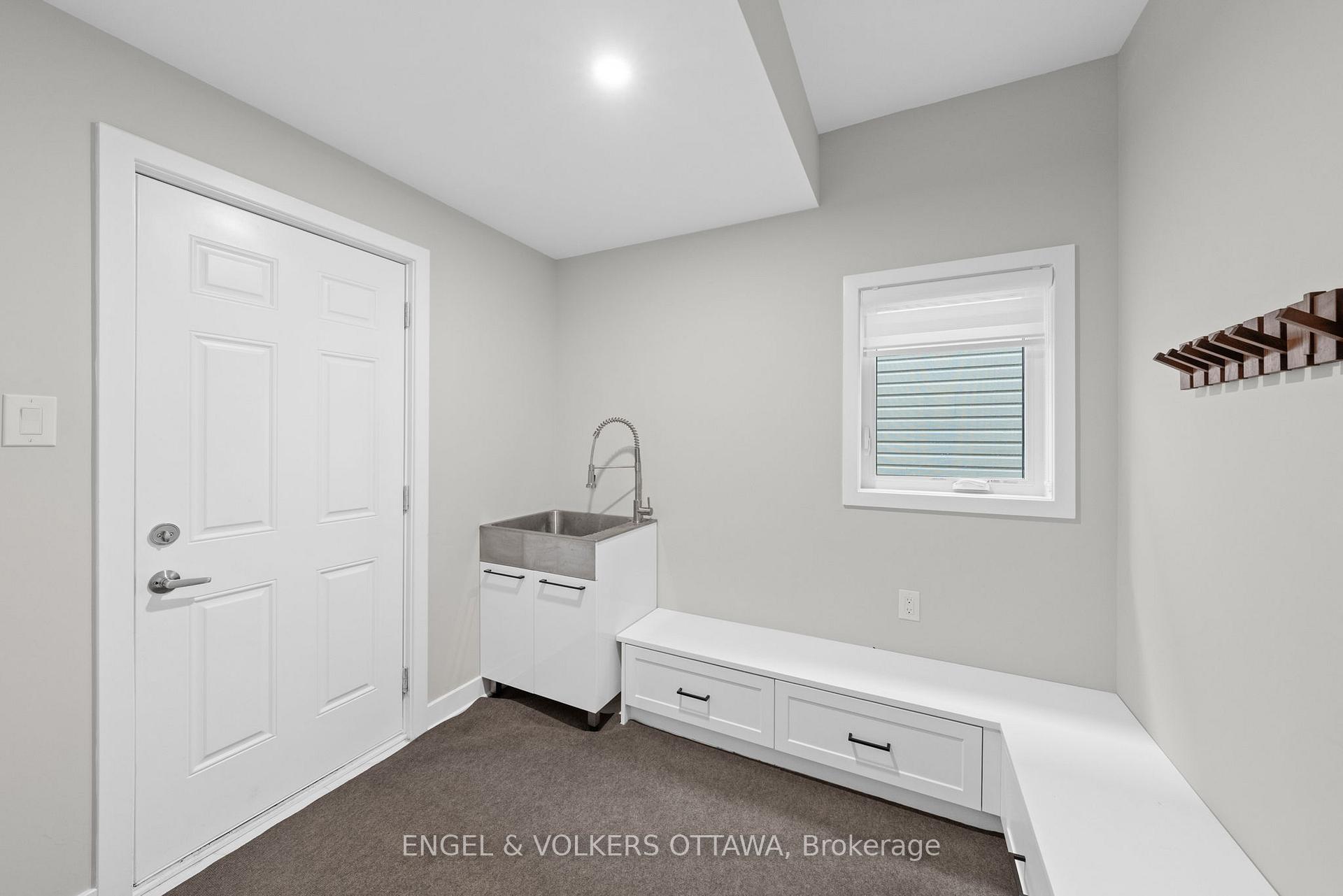 Photo 20 of 351 Shuttleworth Drive, Ottawa, Leitrim — HOMEH