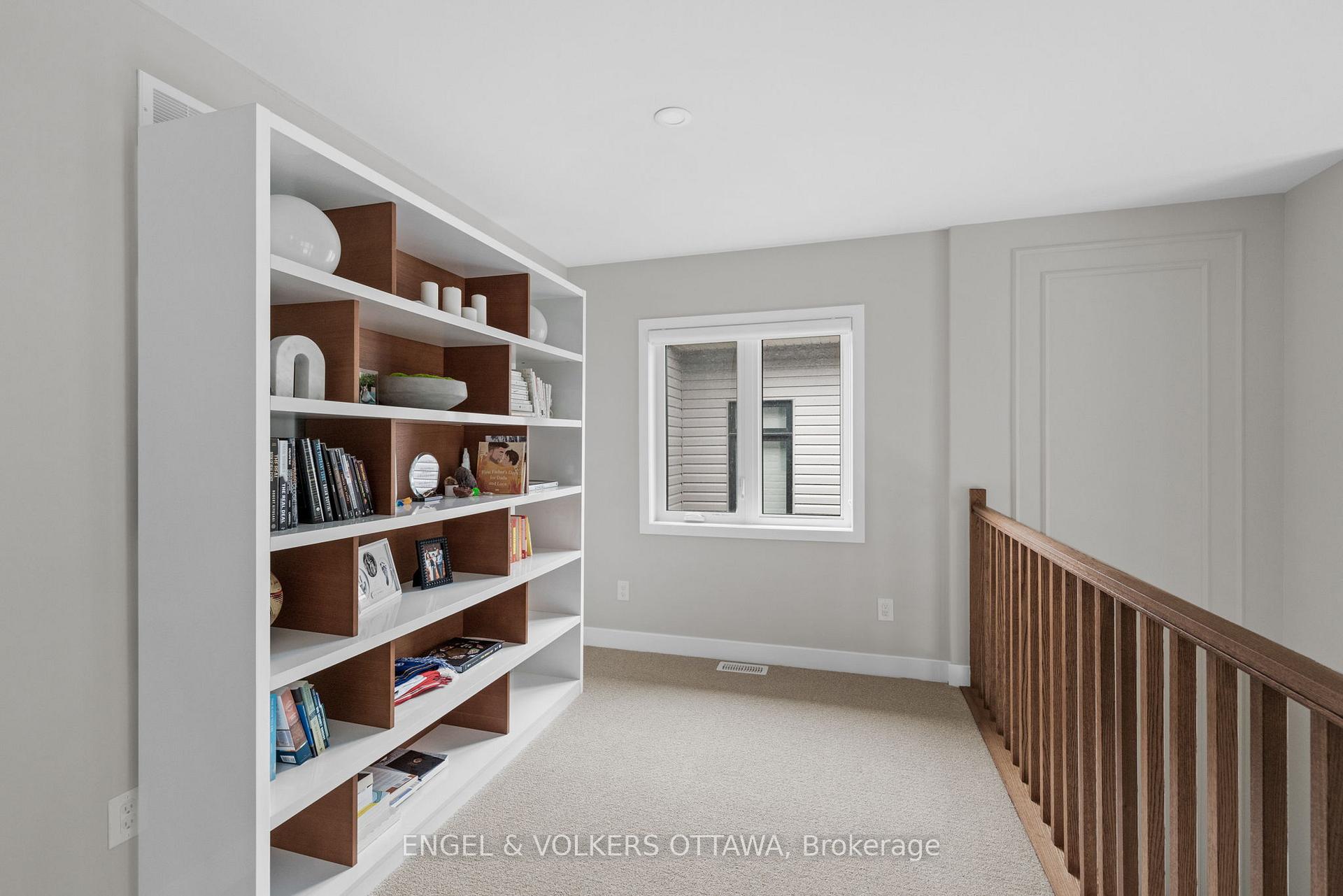 Photo 24 of 351 Shuttleworth Drive, Ottawa, Leitrim — HOMEH